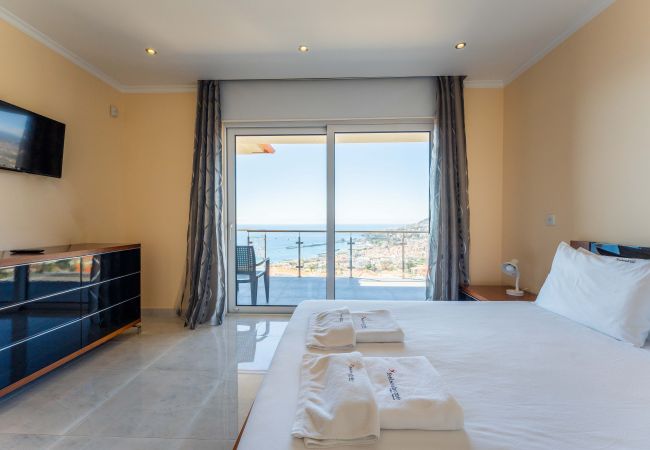Casa em Funchal - FLH Funchal House with Sea View Casa em Funchal - FLH Funchal House with Sea View