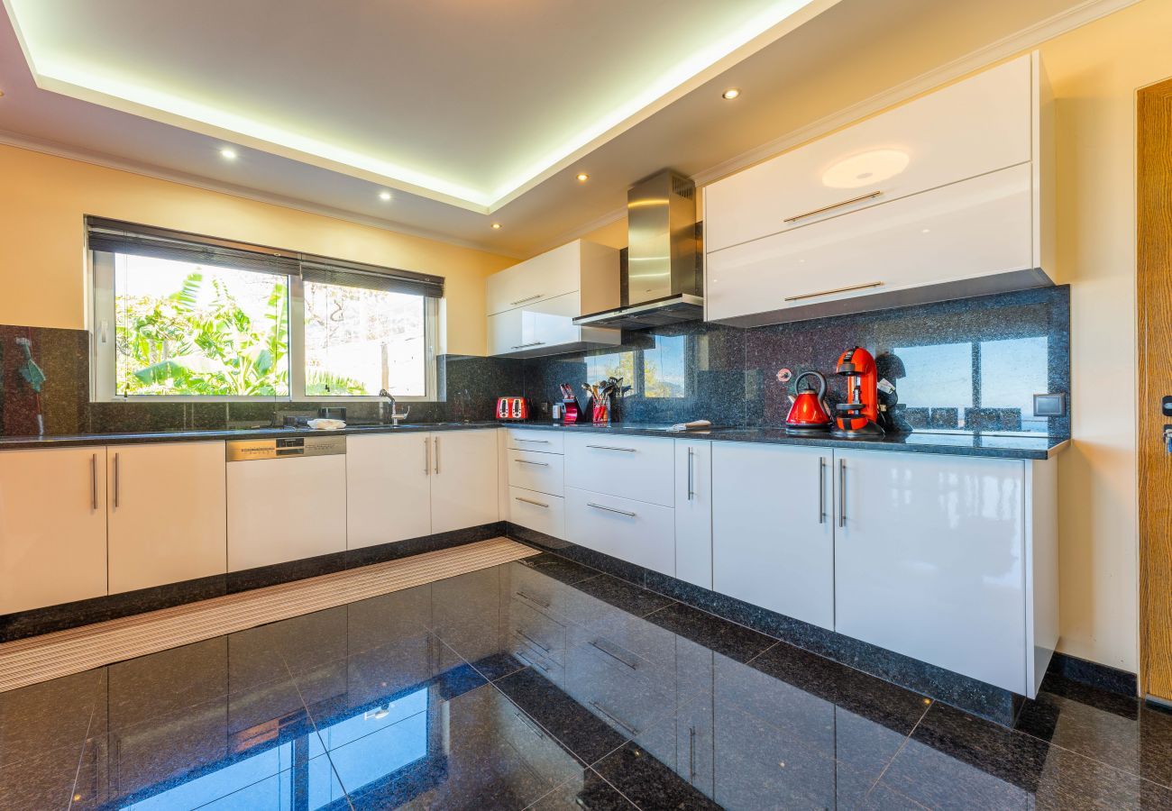 Casa em Funchal - FLH Funchal House with Sea View Casa em Funchal - FLH Funchal House with Sea View