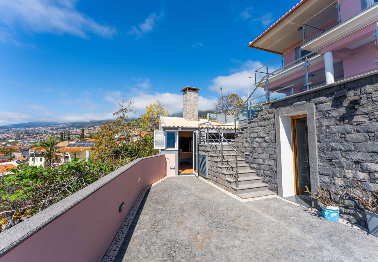 Casa em Funchal - FLH Funchal House with Sea View Casa em Funchal - FLH Funchal House with Sea View