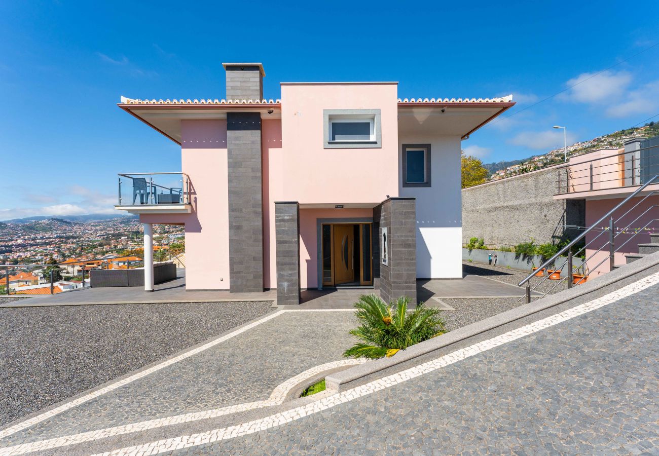 Casa em Funchal - FLH Funchal House with Sea View Casa em Funchal - FLH Funchal House with Sea View