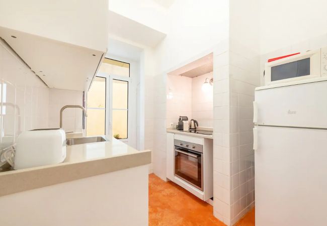 Apartamento em Lisboa - FLH Castle Hill Apartment With Sunny Pateo Apartamento em Lisboa - FLH Castle Hill Apartment With Sunny Pateo