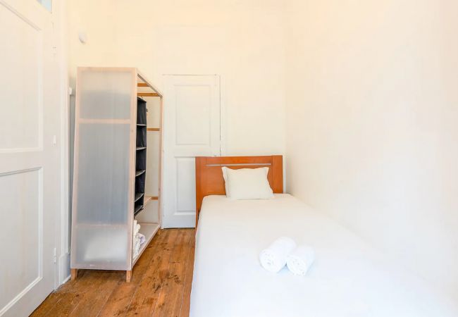 Apartamento em Lisboa - FLH Castle Hill Apartment With Sunny Pateo Apartamento em Lisboa - FLH Castle Hill Apartment With Sunny Pateo