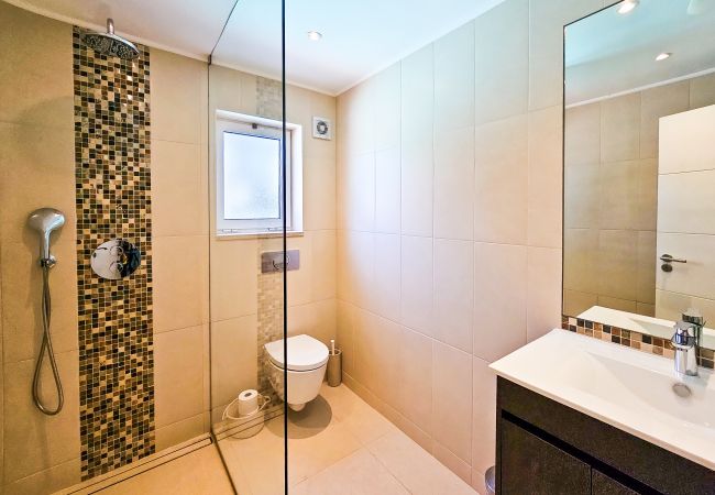Casa em Vale do Lobo - FLH Quinta das Salinas Triplex with Terrace & Pool Casa em Vale do Lobo - FLH Quinta das Salinas Triplex with Terrace & Pool