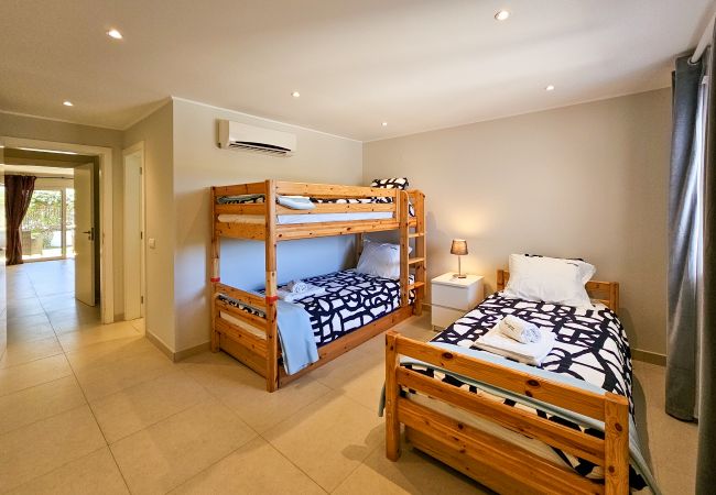 Casa em Vale do Lobo - FLH Quinta das Salinas Triplex with Terrace & Pool Casa em Vale do Lobo - FLH Quinta das Salinas Triplex with Terrace & Pool
