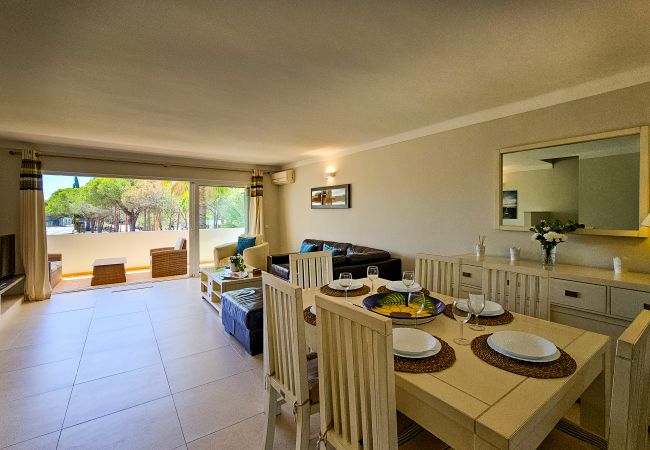Casa em Vale do Lobo - FLH Quinta das Salinas Triplex with Terrace & Pool Casa em Vale do Lobo - FLH Quinta das Salinas Triplex with Terrace & Pool