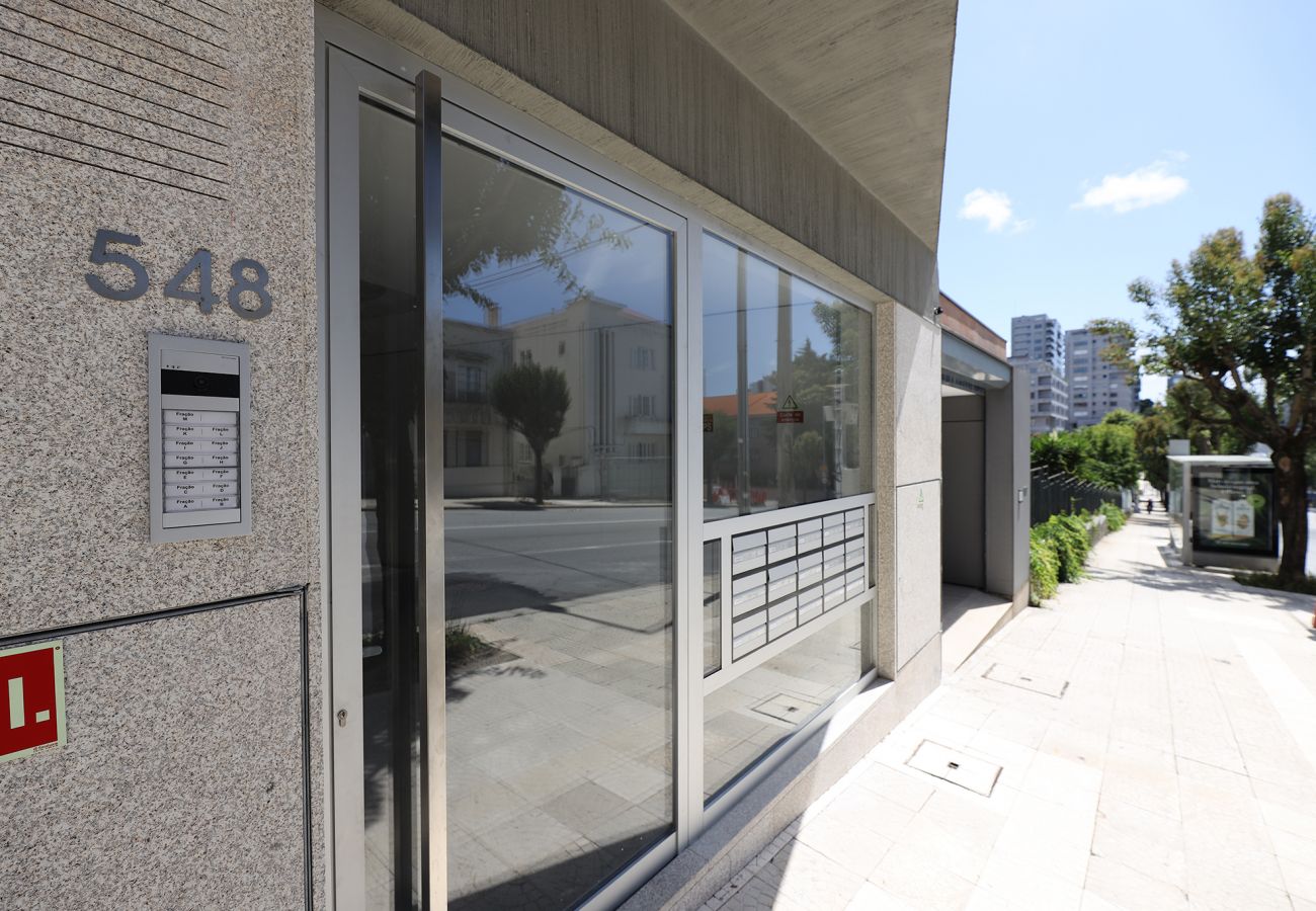 Apartamento em Porto - FLH Boavista Woody Duplex III Apartamento em Porto - FLH Boavista Woody Duplex III