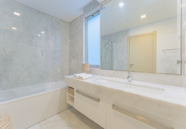 Apartamento em Funchal - FLH Seaside Luxury at Madeira Palace Residence Apartamento em Funchal - FLH Seaside Luxury at Madeira Palace Residence