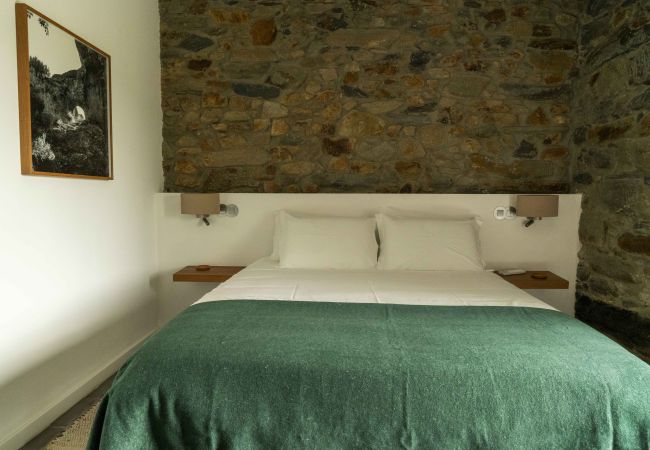 Quarto em Vila Marim - FLH Douro Casa do Mártir - Quarto Meio Quarto em Vila Marim - FLH Douro Casa do Mártir - Quarto Meio