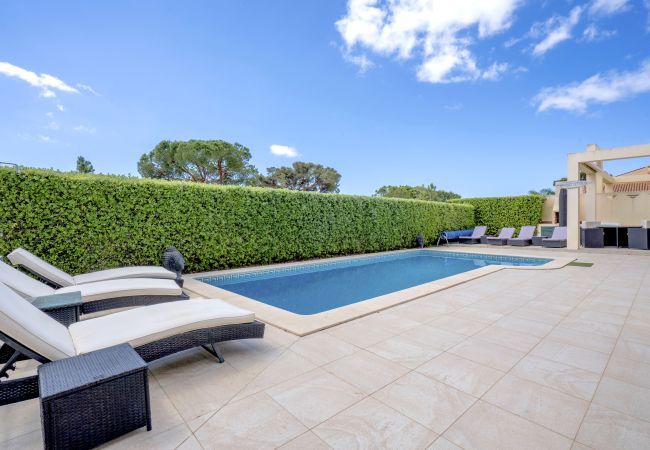 Villa em Vilamoura - FLH Vilamoura Old Village Luxury with Pool