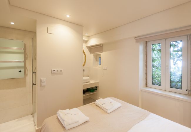 Apartamento em Lisboa - FLH Príncipe Real Minimalist Retreat Apartamento em Lisboa - FLH Príncipe Real Minimalist Retreat