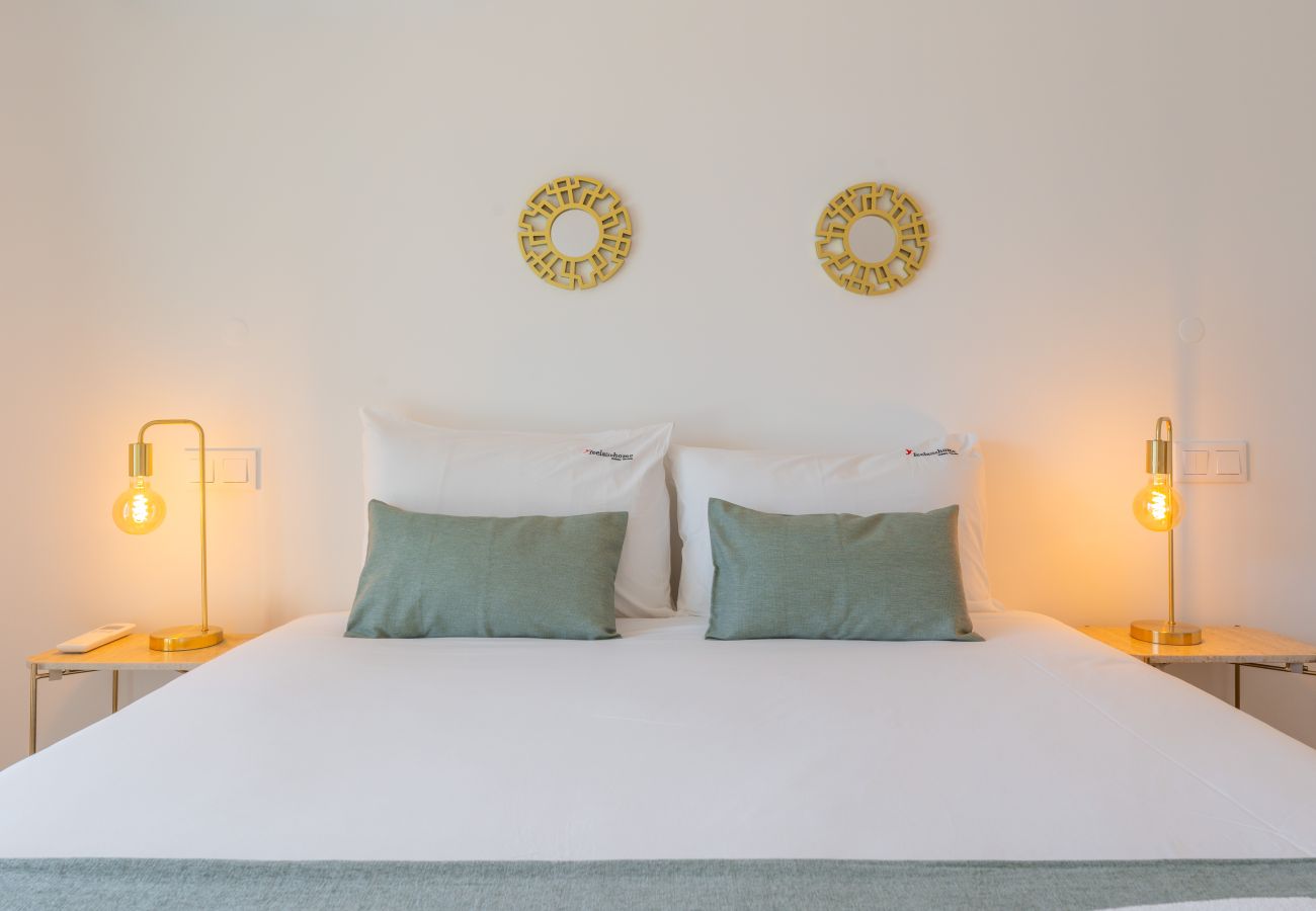 Apartamento em Funchal - FLH Funchal Seaside at Acqua Residences II Apartamento em Funchal - FLH Funchal Seaside at Acqua Residences II
