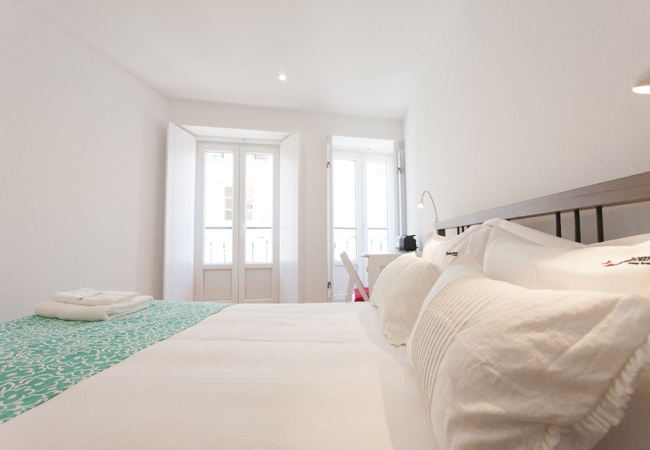 Apartment in Lisbon - FLH Alfama Bright Apartment Apartment in Lisbon - FLH Alfama Bright Apartment