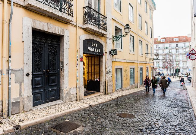 Apartment in Lisbon - FLH Bairro Alto Stylish Apartment Apartment in Lisbon - FLH Bairro Alto Stylish Apartment