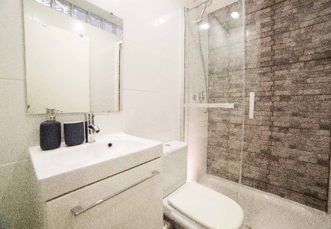 Apartment in Lisbon - FLH Fresh and Cozy Old Town Duplex Apartment in Lisbon - FLH Fresh and Cozy Old Town Duplex