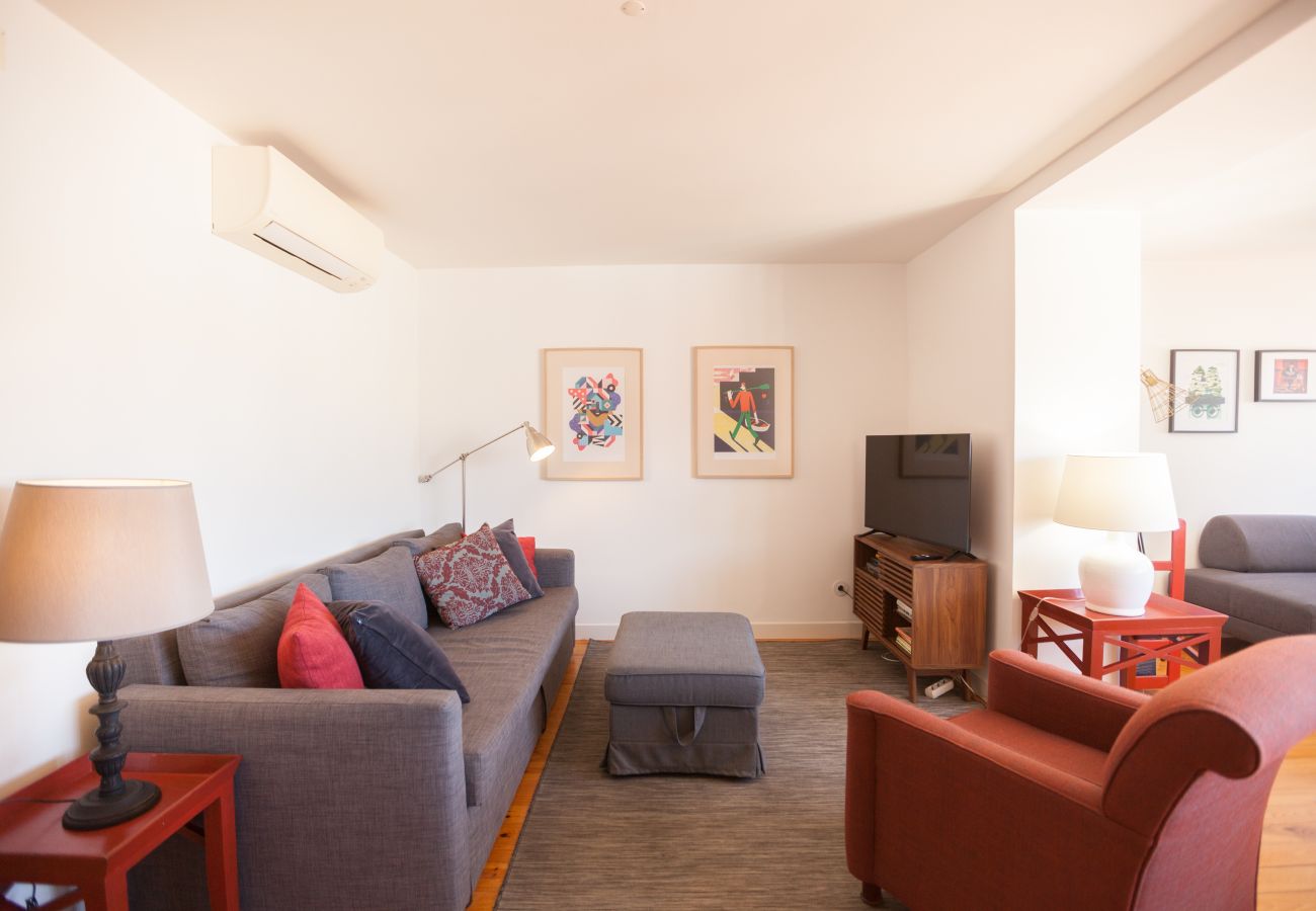 Apartment in Lisbon - FLH Príncipe Real with View