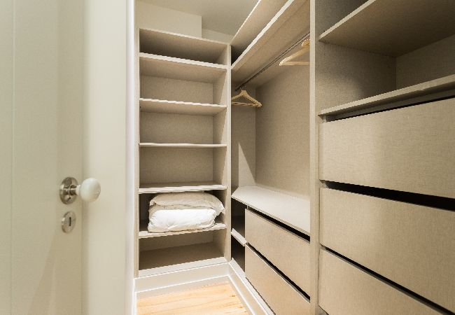 Apartment in Lisbon - FLH Lux Baixa Flat – Historical Center near Tejo R Apartment in Lisbon - FLH Lux Baixa Flat – Historical Center near Tejo R