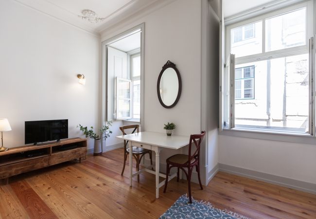 Apartment in Lisbon - FLH Lux Baixa Flat – Historical Center near Tejo R Apartment in Lisbon - FLH Lux Baixa Flat – Historical Center near Tejo R