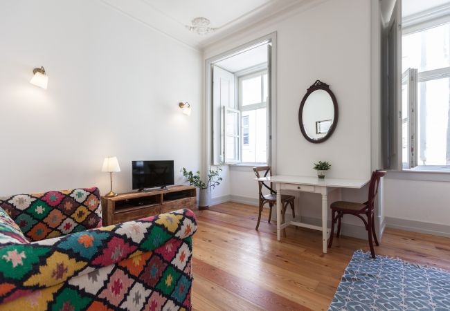 Apartment in Lisbon - FLH Lux Baixa Flat – Historical Center near Tejo R Apartment in Lisbon - FLH Lux Baixa Flat – Historical Center near Tejo R