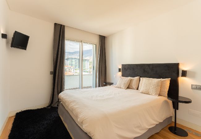 Apartment in Funchal - Funchal Balcony Apartment with Pool