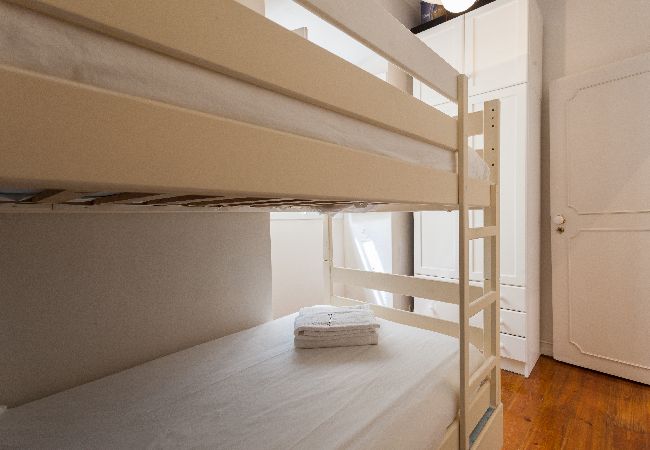 Apartment in Lisbon - FLH Janelas Verdes Charming Flat Apartment in Lisbon - FLH Janelas Verdes Charming Flat