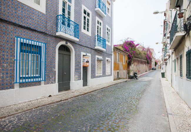 Apartment in Lisbon - FLH Janelas Verdes Charming Flat Apartment in Lisbon - FLH Janelas Verdes Charming Flat