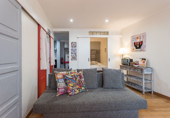 Apartment in Lisbon - FLH Alfama Retro Chic Flat Apartment in Lisbon - FLH Alfama Retro Chic Flat