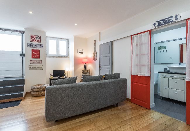 Apartment in Lisbon - FLH Alfama Retro Chic Flat Apartment in Lisbon - FLH Alfama Retro Chic Flat