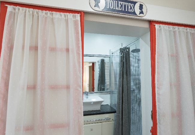 Apartment in Lisbon - FLH Alfama Retro Chic Flat Apartment in Lisbon - FLH Alfama Retro Chic Flat