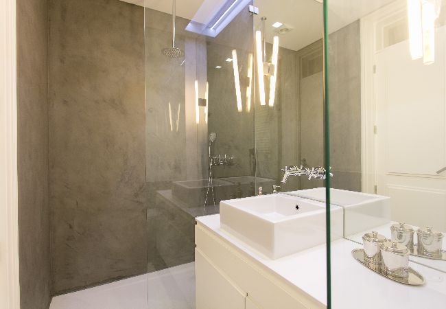 Apartment in Lisbon - FLH Downtown Modern Flat Apartment in Lisbon - FLH Downtown Modern Flat