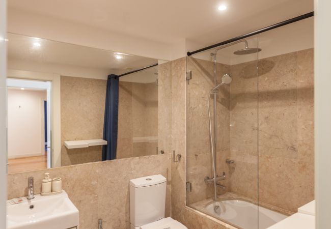 Apartment in Lisbon - FLH Liberdade Spacious Apartment with Parking Apartment in Lisbon - FLH Liberdade Spacious Apartment with Parking