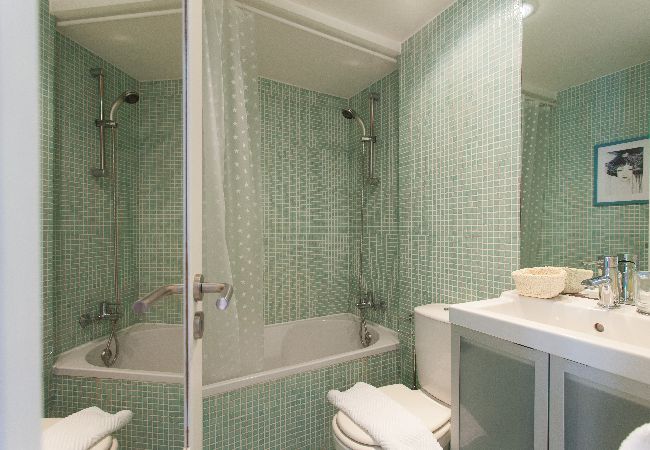 Apartment in Lisbon - FLH Bairro Alto Loft with Sunny Terrace Apartment in Lisbon - FLH Bairro Alto Loft with Sunny Terrace