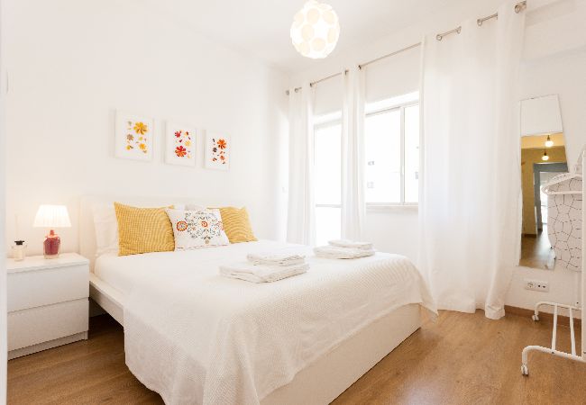 Apartment in Lisbon - FLH Marquês Bright Apartment Apartment in Lisbon - FLH Marquês Bright Apartment