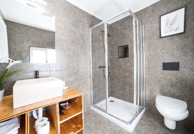Apartment in Lisbon - FLH Bairro Alto Charming Apartment Apartment in Lisbon - FLH Bairro Alto Charming Apartment