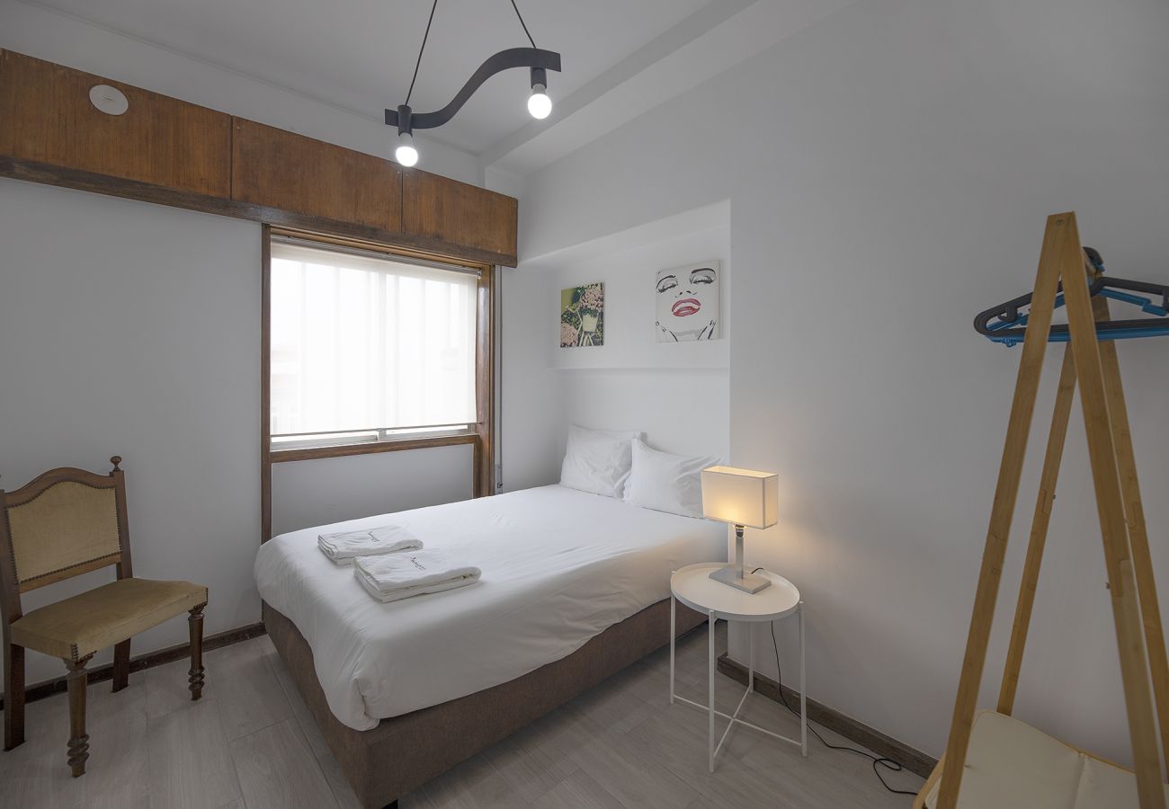 Apartment in Porto - FLH Porto Spacious Apartment with Balcony Apartment in Porto - FLH Porto Spacious Apartment with Balcony