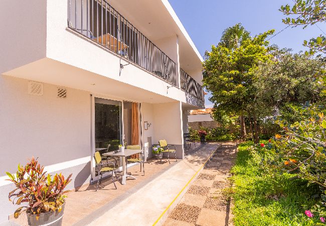 Apartment in Funchal - FLH Quintinha Rocha – Jimmy’s Garden Apartment Apartment in Funchal - FLH Quintinha Rocha – Jimmy’s Garden Apartment