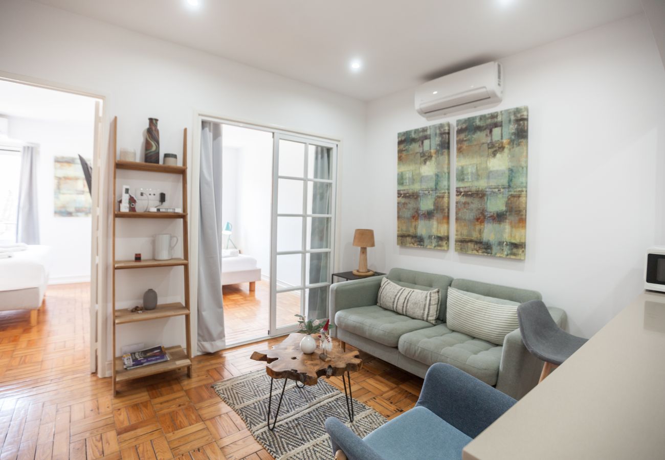 Apartment in Lisbon - FLH Downtown Central Flat with Balcony