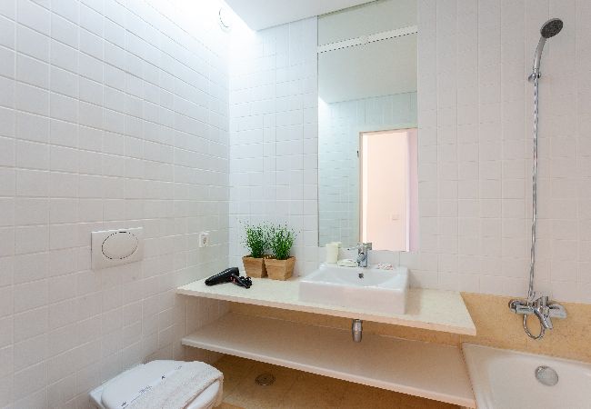 Apartment in Lisbon - FLH Expo Modern Flat with Balcony Apartment in Lisbon - FLH Expo Modern Flat with Balcony