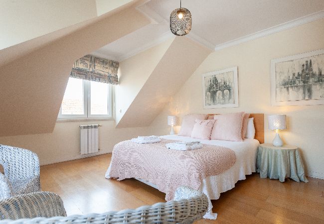 Apartment in Lisbon - FLH Chic Chiado Exotic Spacious Residence Apartment in Lisbon - FLH Chic Chiado Exotic Spacious Residence