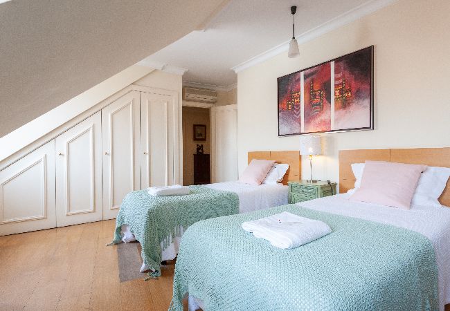 Apartment in Lisbon - FLH Chic Chiado Exotic Spacious Residence Apartment in Lisbon - FLH Chic Chiado Exotic Spacious Residence