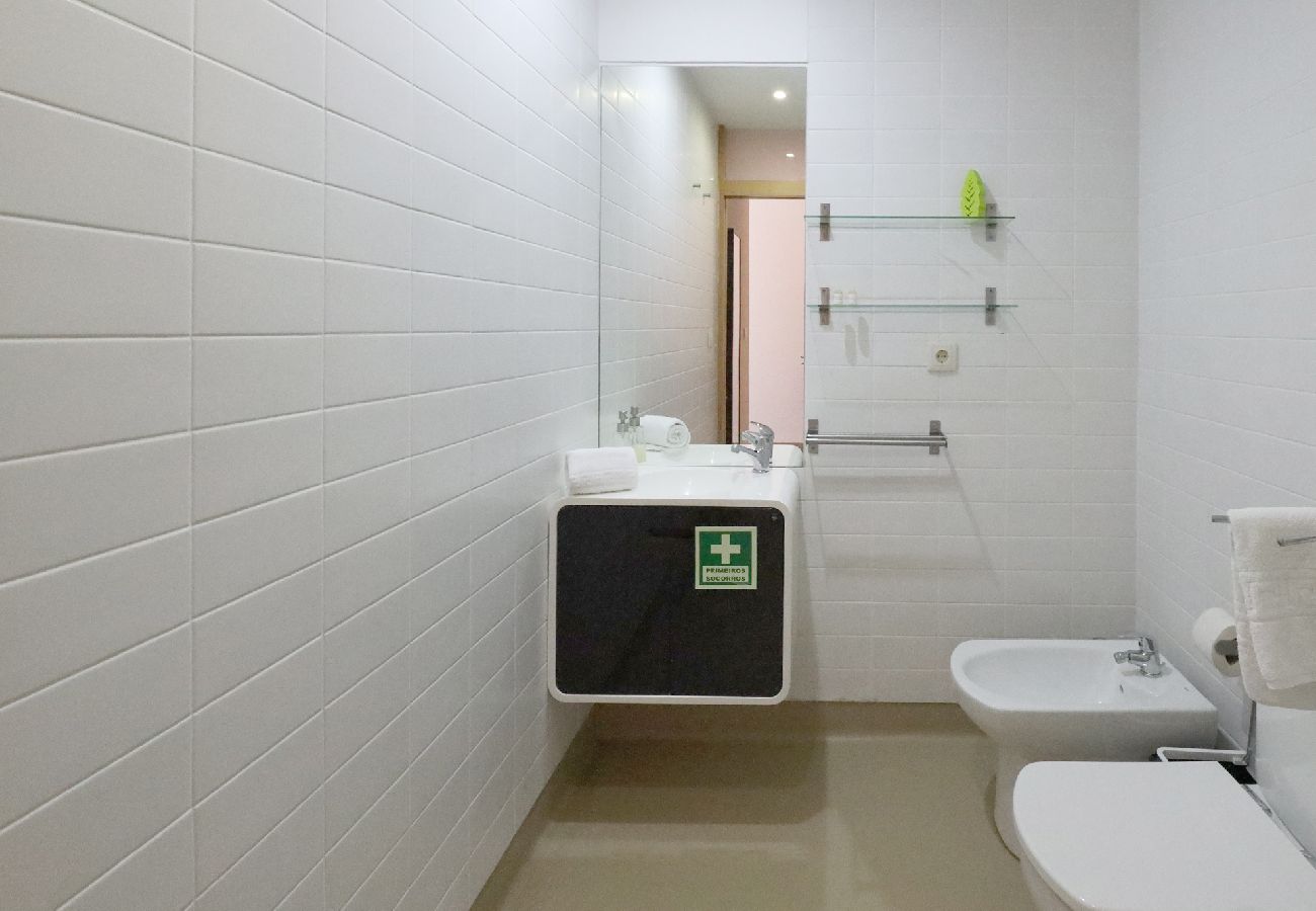 Apartment in Porto - FLH Porto City Apartment with Balcony Apartment in Porto - FLH Porto City Apartment with Balcony