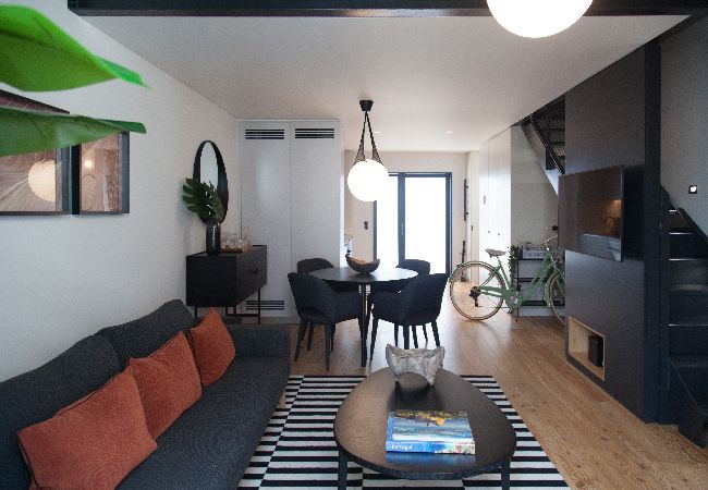 Apartment in Lisbon - FLH Intendente Elegant Mezzanine with Balcony Apartment in Lisbon - FLH Intendente Elegant Mezzanine with Balcony
