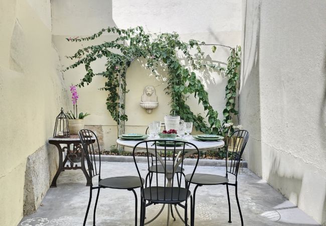 Apartment in Lisbon - FLH Portuguese Soul Flat with Terrace Apartment in Lisbon - FLH Portuguese Soul Flat with Terrace