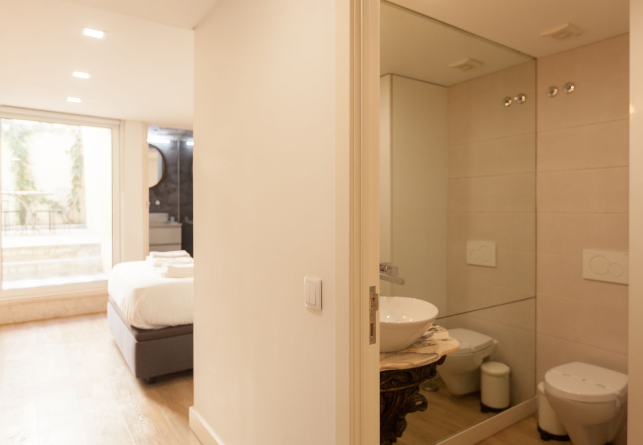 Apartment in Lisbon - FLH Portuguese Soul Flat with Terrace Apartment in Lisbon - FLH Portuguese Soul Flat with Terrace