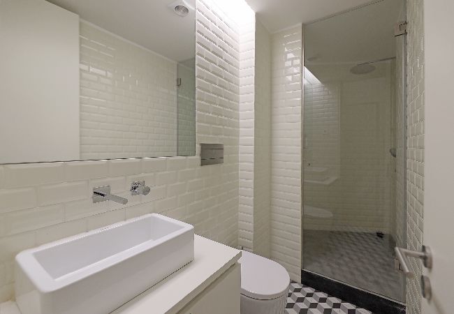 Studio in Porto - FLH Porto Traditional Studio with Terrace Studio in Porto - FLH Porto Traditional Studio with Terrace