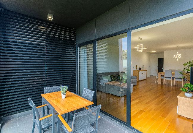 Apartment in Funchal - FLH Funchal Balcony Flat with Pool Apartment in Funchal - FLH Funchal Balcony Flat with Pool