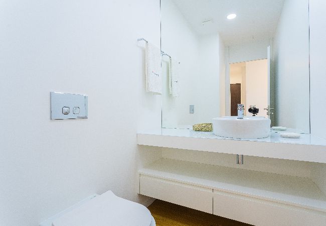 Apartment in Funchal - FLH Funchal Balcony Flat with Pool Apartment in Funchal - FLH Funchal Balcony Flat with Pool