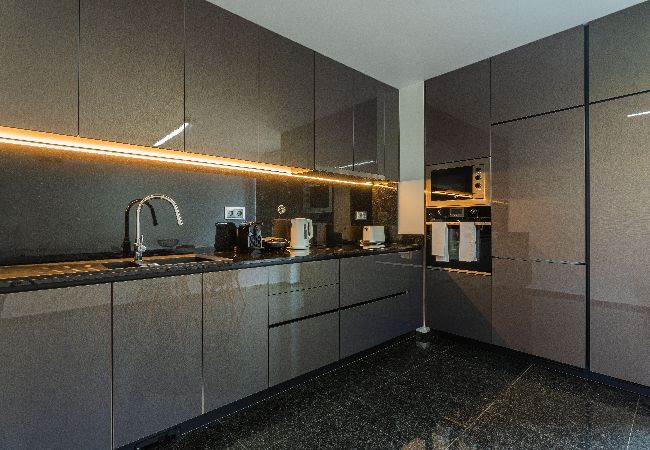 Apartment in Funchal - FLH Funchal Balcony Flat with Pool Apartment in Funchal - FLH Funchal Balcony Flat with Pool