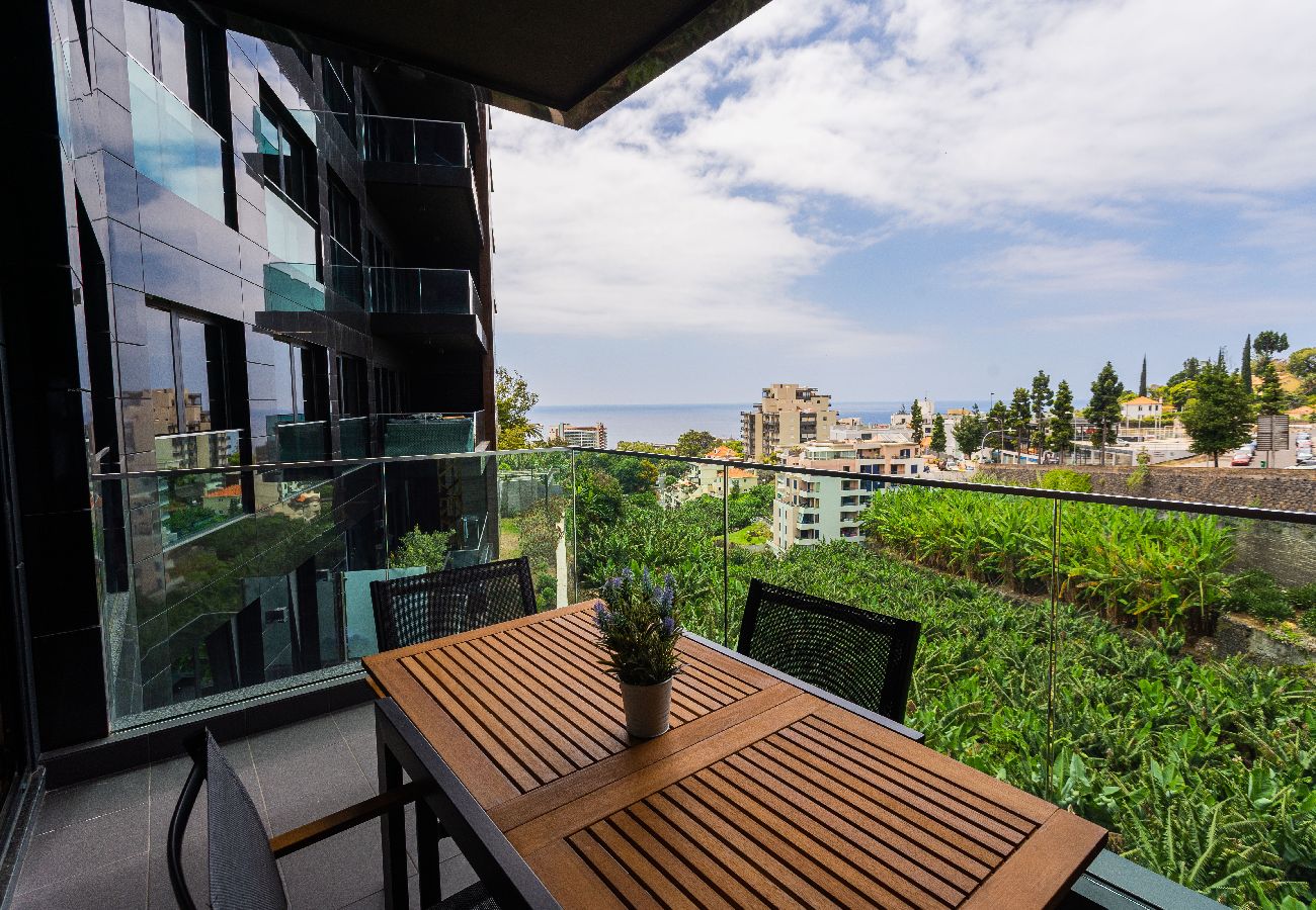 Apartment in Funchal - FLH Funchal Balcony Flat with Pool Apartment in Funchal - FLH Funchal Balcony Flat with Pool