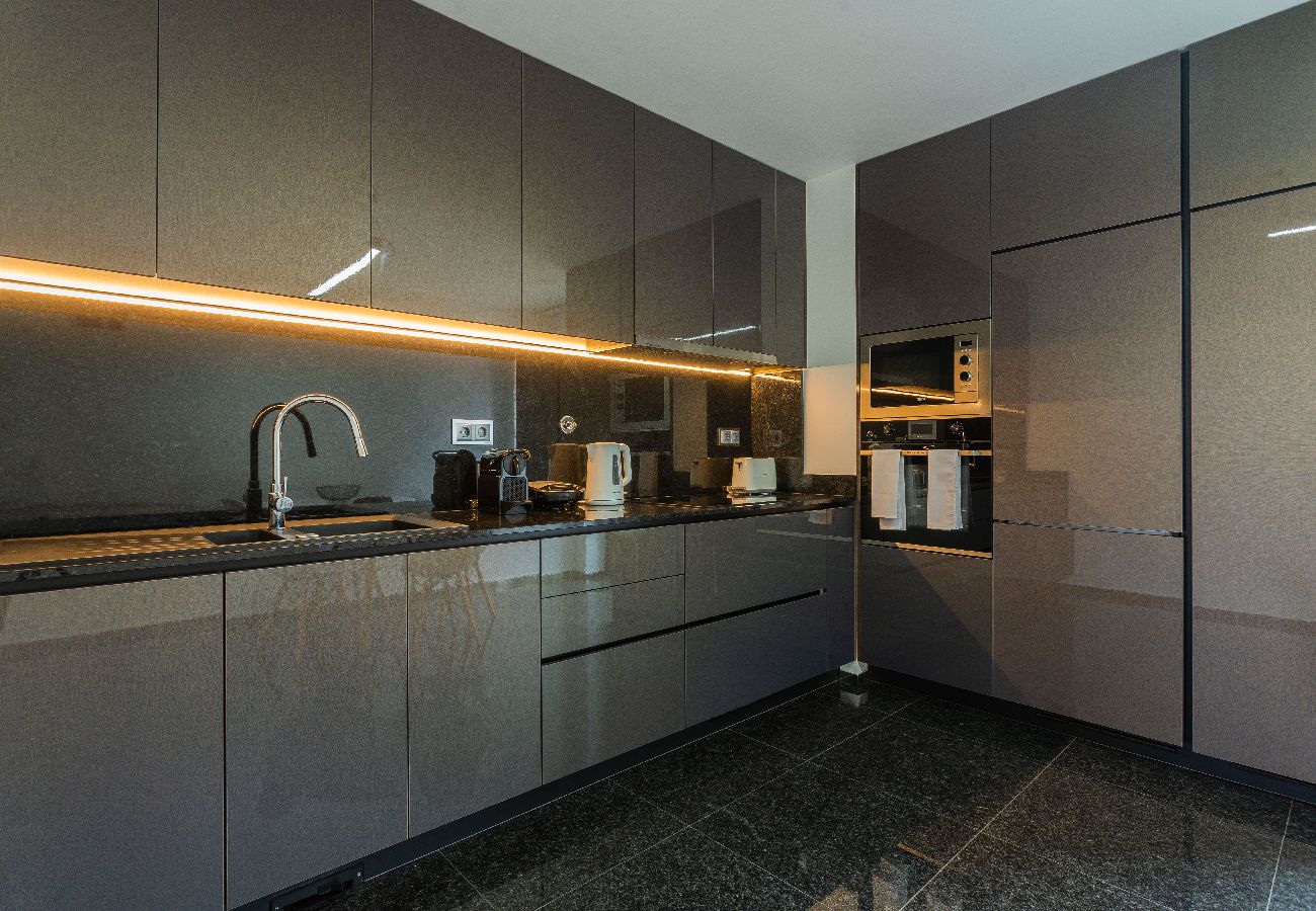 Apartment in Funchal - FLH Funchal Balcony Flat with Pool Apartment in Funchal - FLH Funchal Balcony Flat with Pool