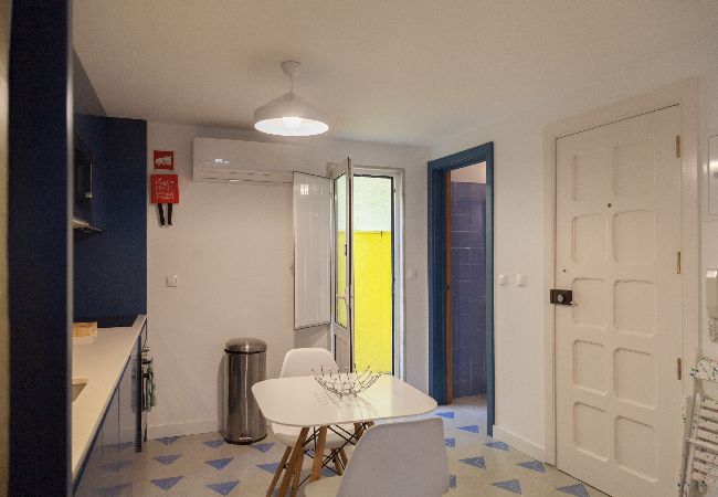 Studio in Lisbon - FLH Santa Catarina Typical Studio Studio in Lisbon - FLH Santa Catarina Typical Studio